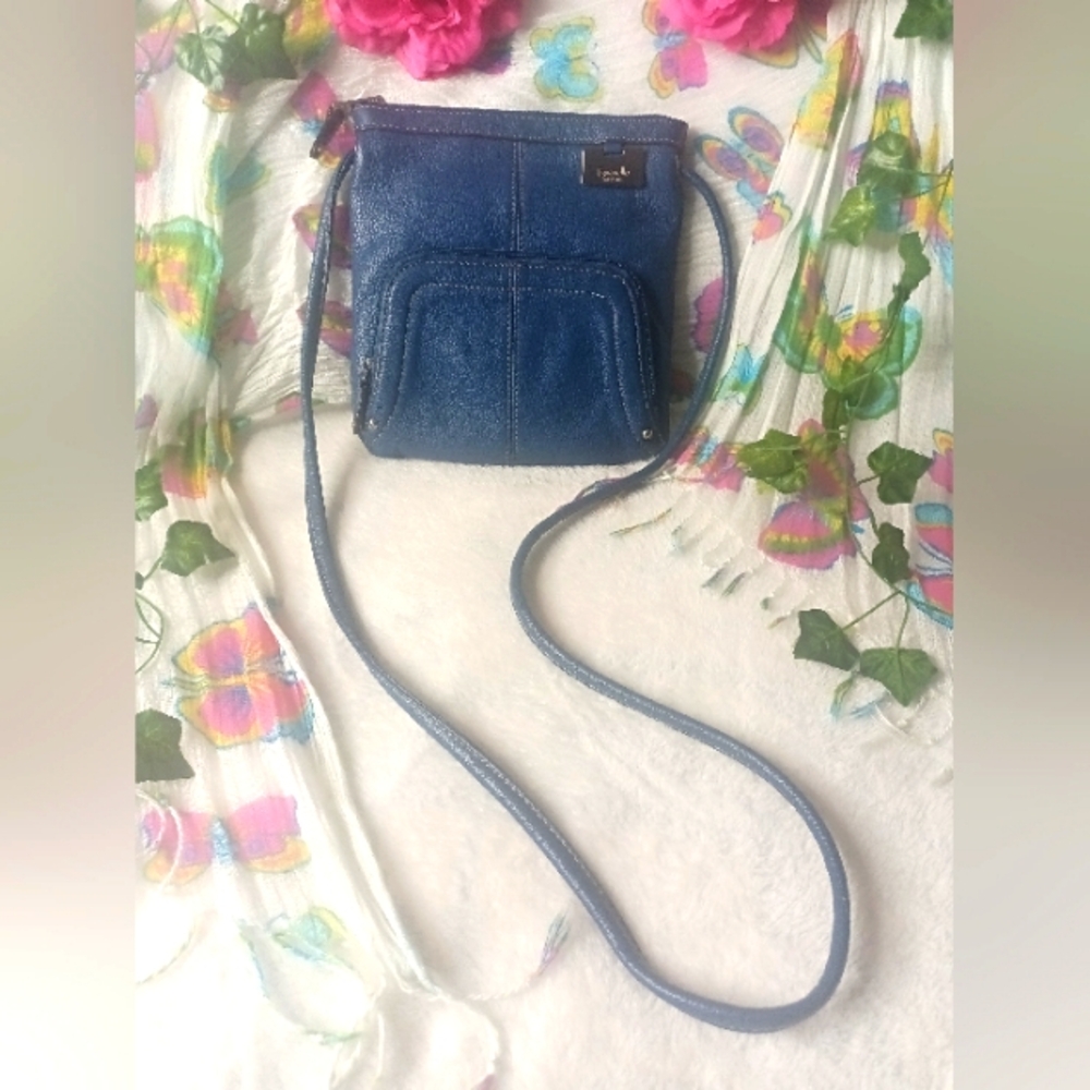 💙 Tignanello (Crossbody) Premium Leather Purse 💙